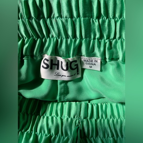 SHUG Green Ruffled Tiered Women's Skorts, Size Medium - Picture 3 of 3